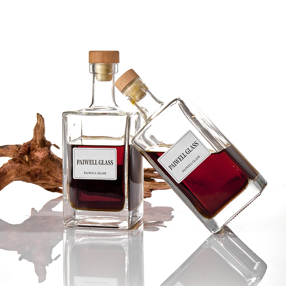 Custom 500ml Square Glass Liquor Bottle | Vodka &
